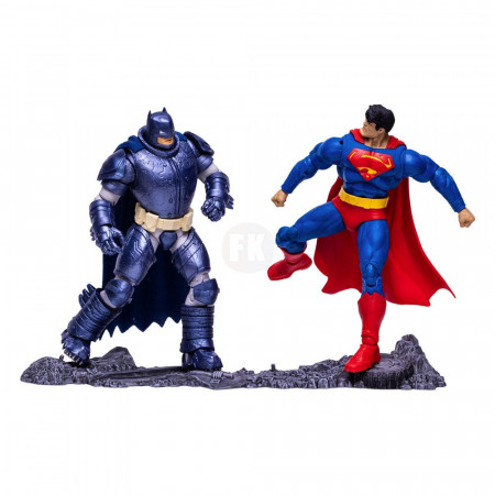DC akčná figúrka Collector Multipack Superman vs. Armored Batman 18 cm